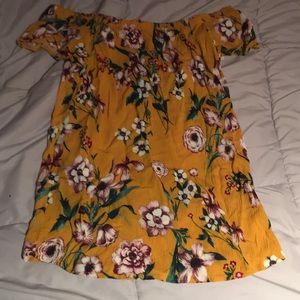 Yellow flowery dress!